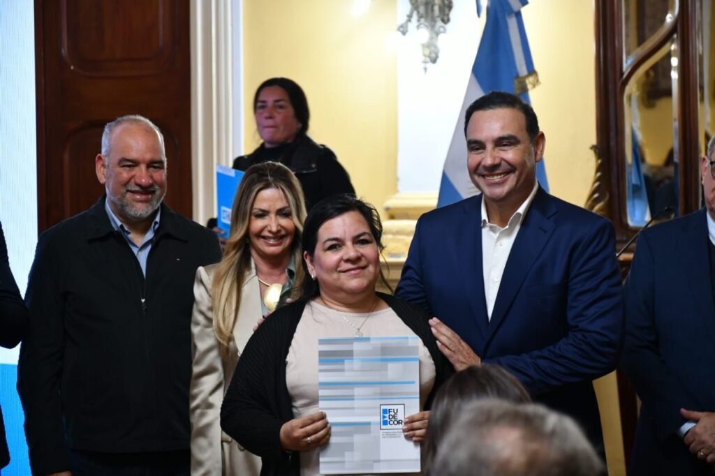 Anuncian medidas para fomentar el consumo y aliviar cargas financieras en Corrientes