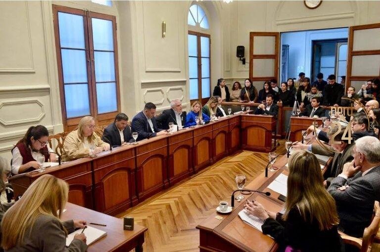 Barrio Anahí: vecinos plantearon obras y mejoras para la zona sur en la previa de la sesión itinerante 