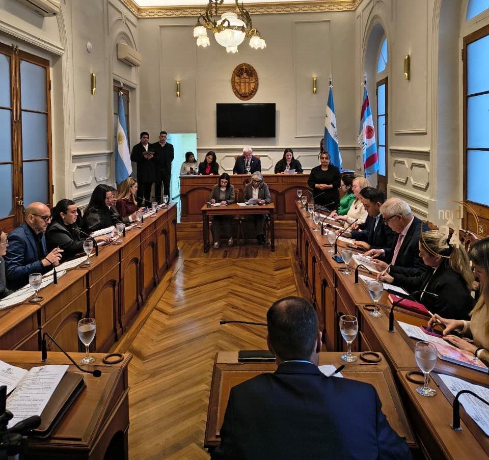 Concejales discuten una suba del 364% en las unidades de multa de la ciudad 