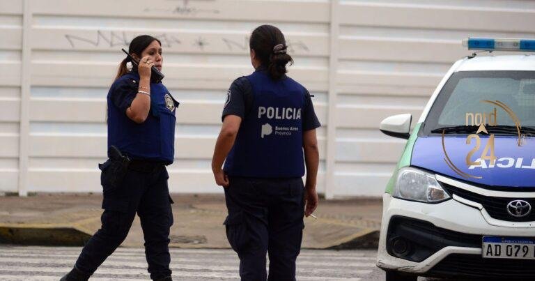 Encerró a una mujer y dejó a sus hijos llorando en la vereda