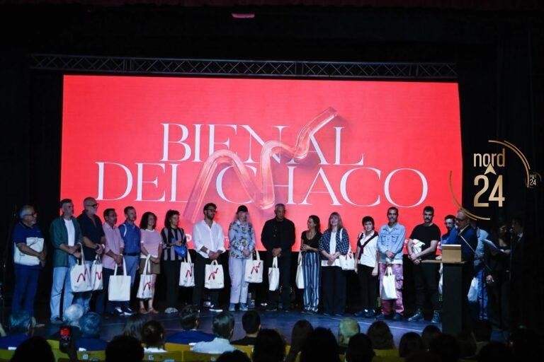 Resistencia dio la bienvenida a los artistas de la Bienal Internacional de Esculturas