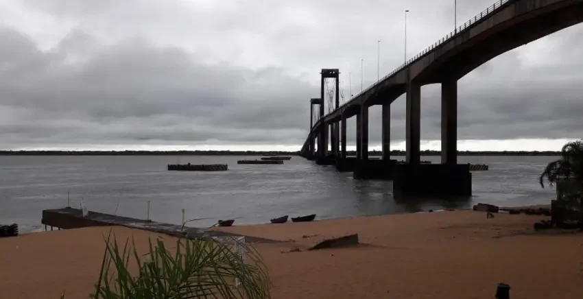 Corrientes: Viernes frío, cielo nublado y alta humedad
