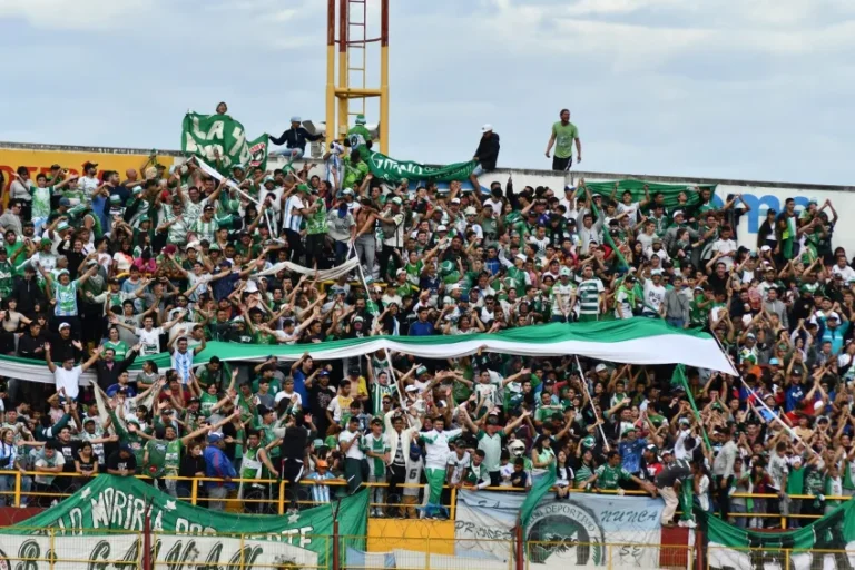 Se confirmó que no habrá hinchas visitantes en Huracán y Mandiyú