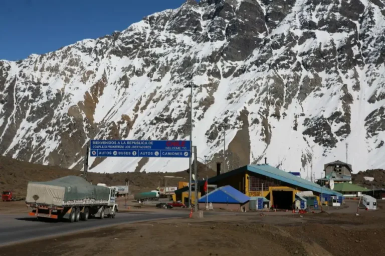 Mendoza reabre el paso del Cristo Redentor para todos los vehículos