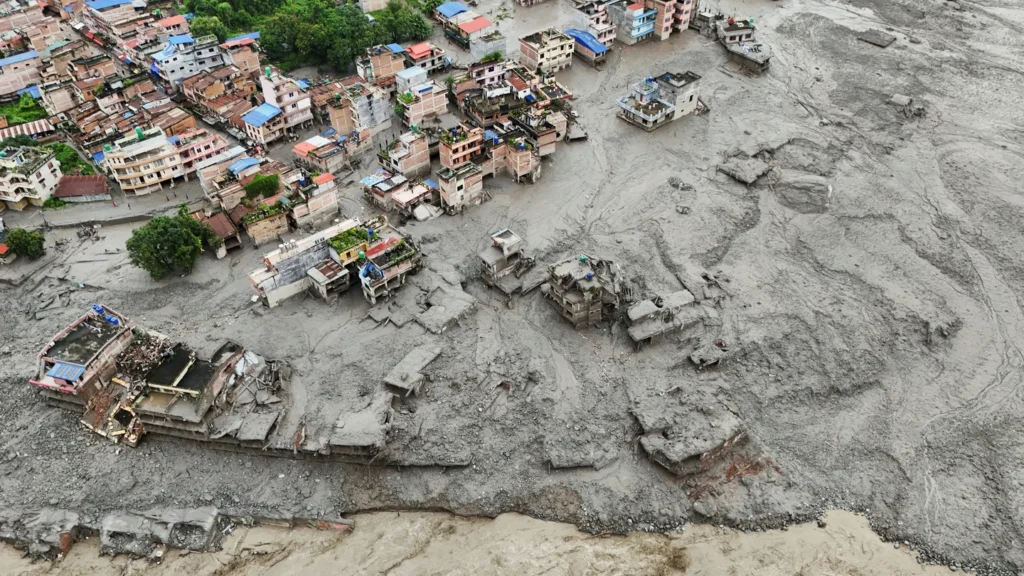 La cifra de muertos en Nepal ya alcanza los 1010 trás la catástrofe