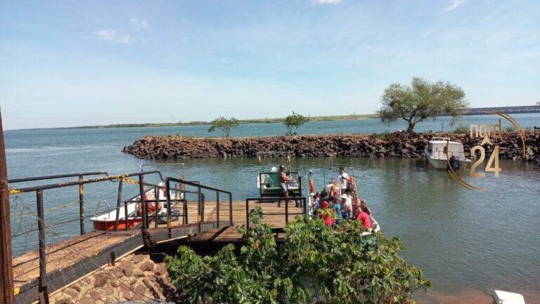 Crece la alerta en Isla Apipé por el avance del agua 