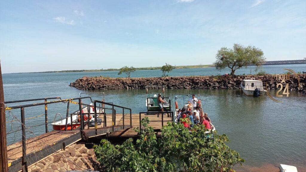 Crece la alerta en Isla Apipé por el avance del agua