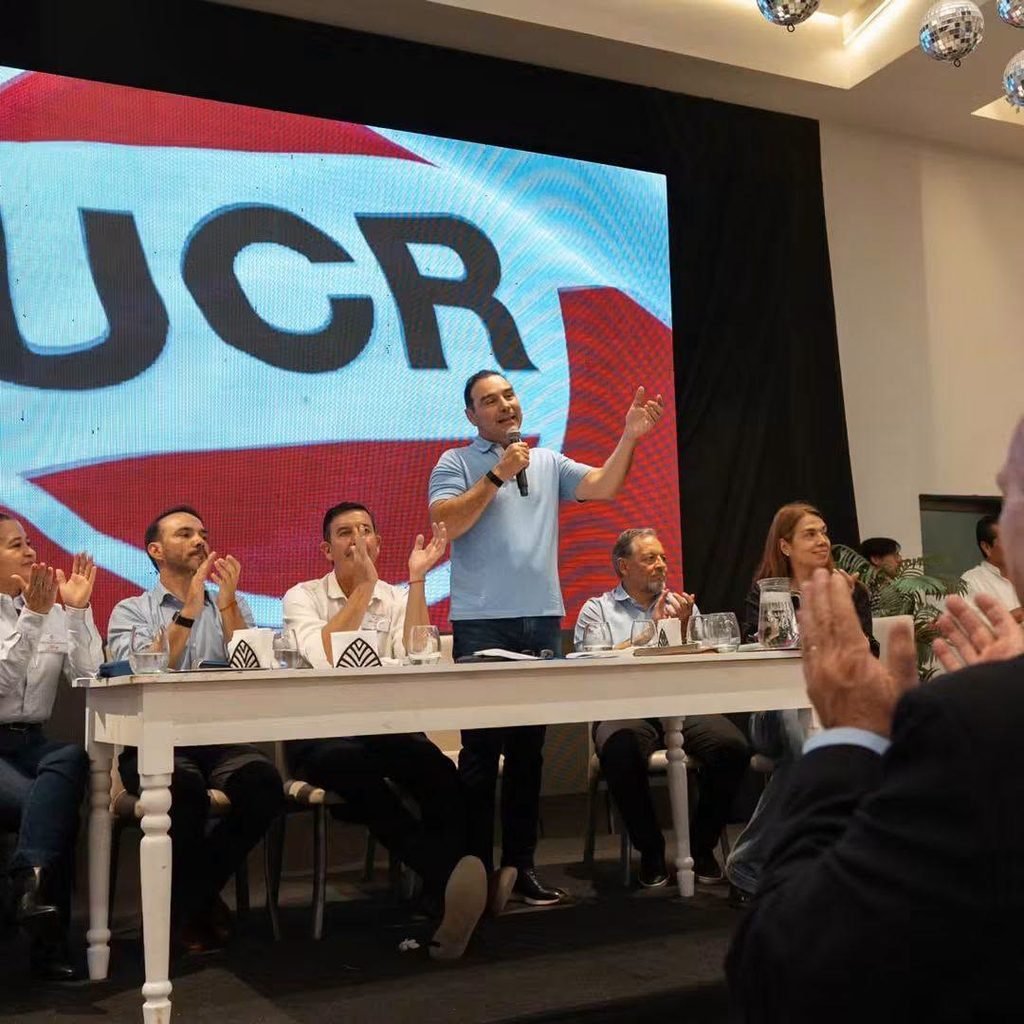 La UCR de Corrientes aprobó cambios en la Carta Orgánica y lanzó una plataforma digital